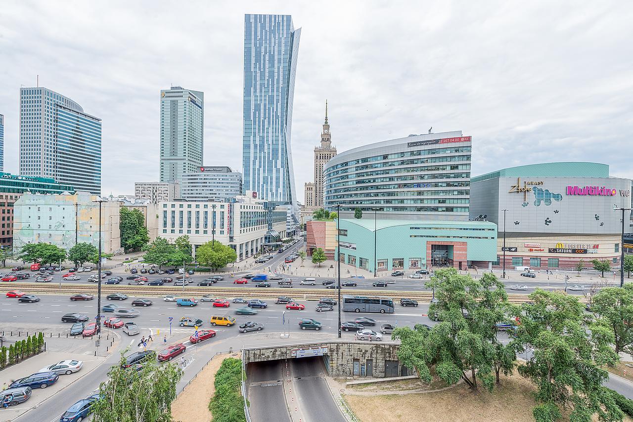 Gold Zlota - Palace Of Culture View- Netflix Warszawa